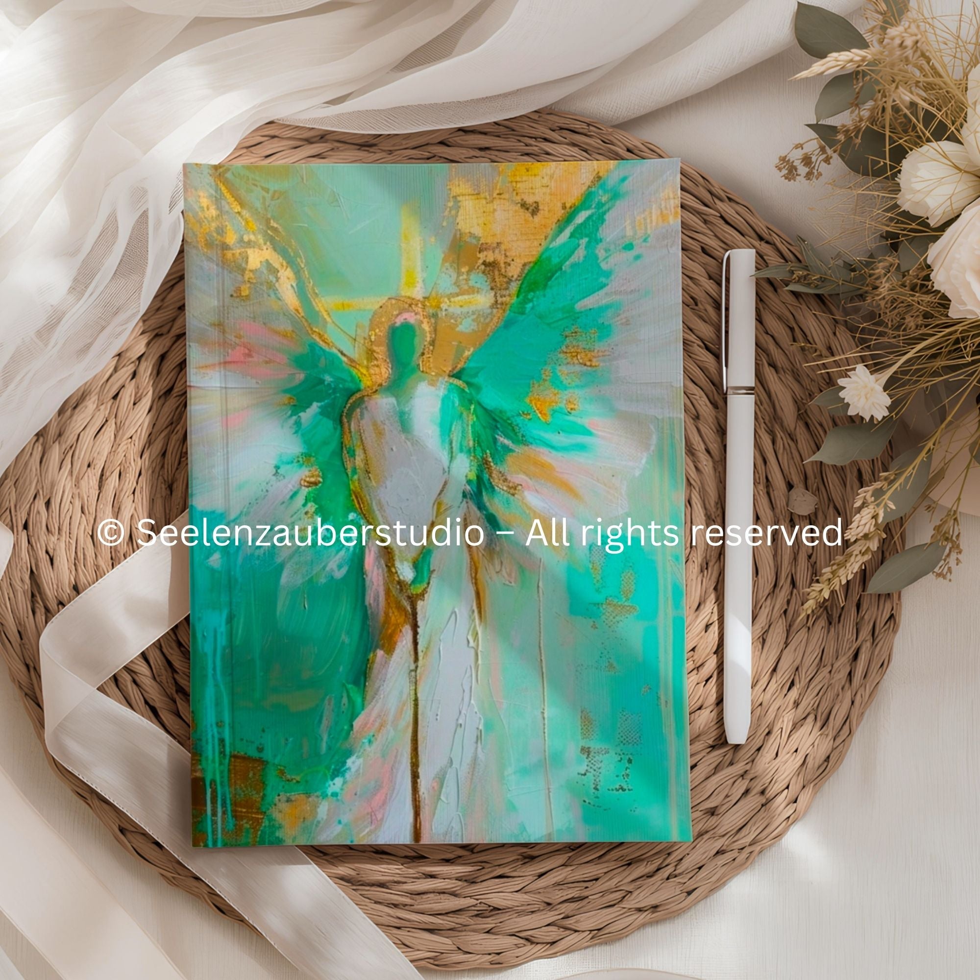 Notizbuch mit Engelmotiv – Künstlerisches Tagebuch – Hochwertiges Journal für Notizen, Gedanken & Kreatives Schreiben