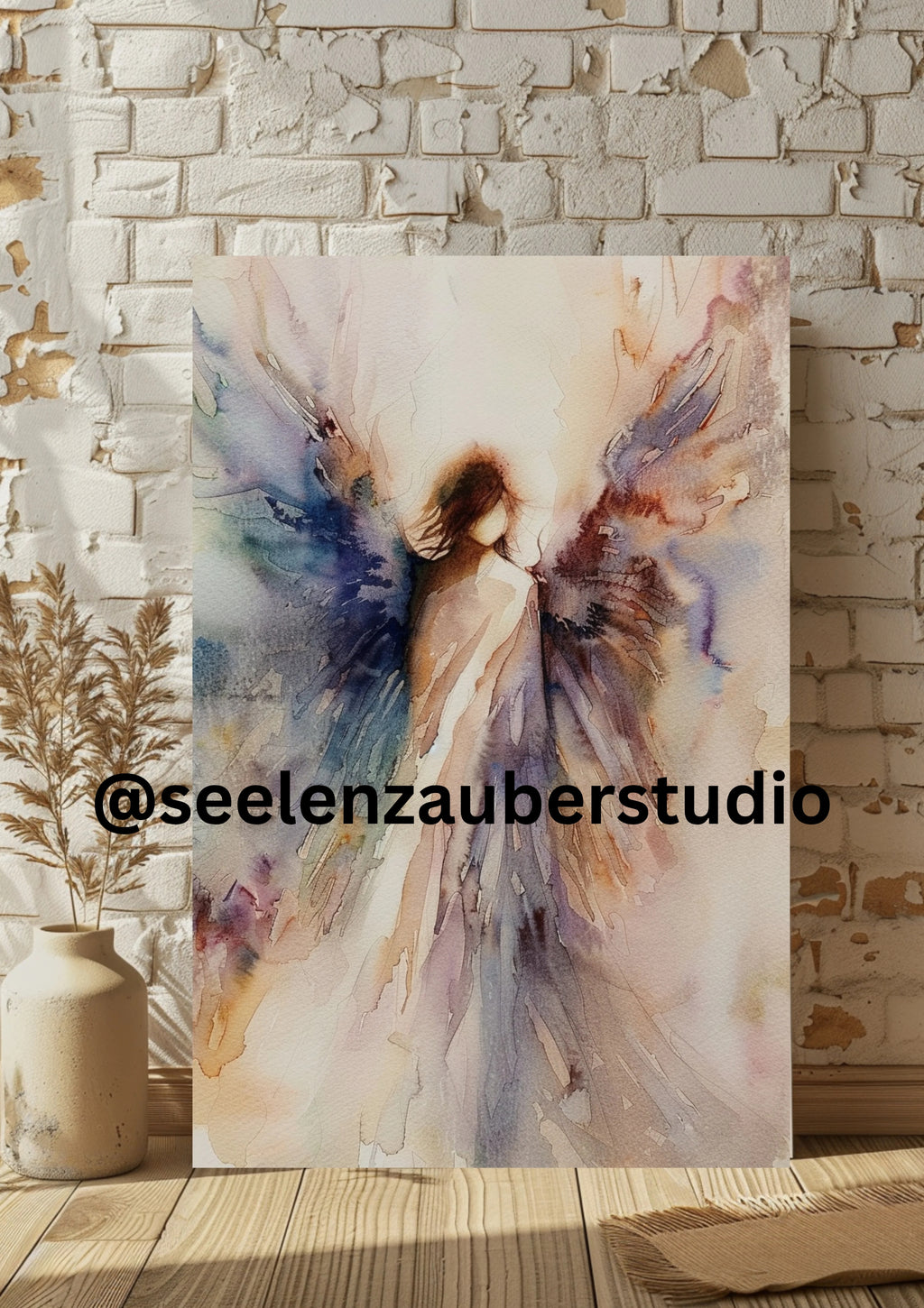 Abstraktes Engel Poster – Zarte Aquarell Wandkunst in Lila  Blau – Spiritueller Kunstdruck für Wohnzimmer  Schlafzimmer